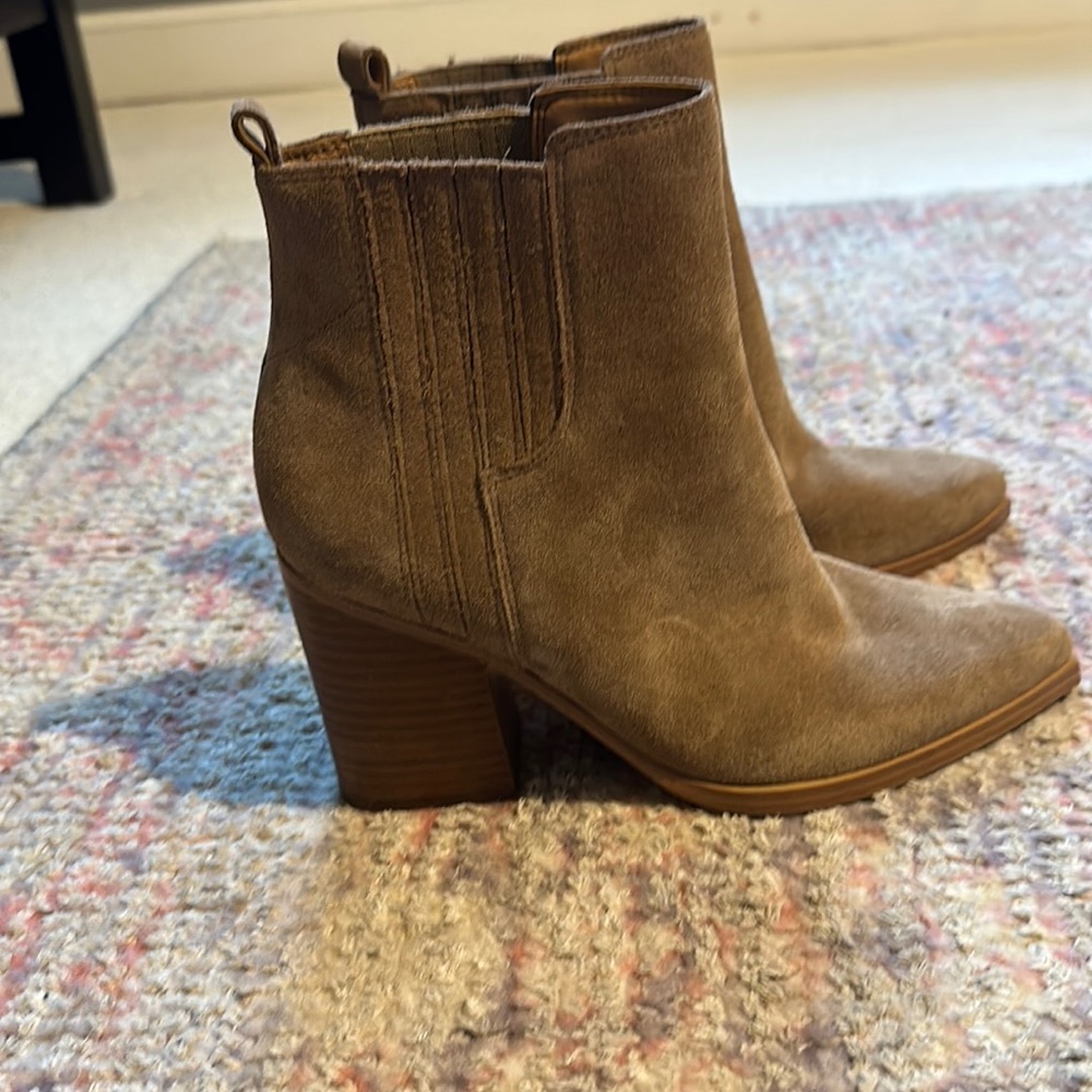 Brand New Marc Fisher Boots - size 8